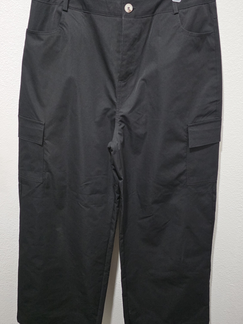 Black Straight-Leg Cargo Pants for Women